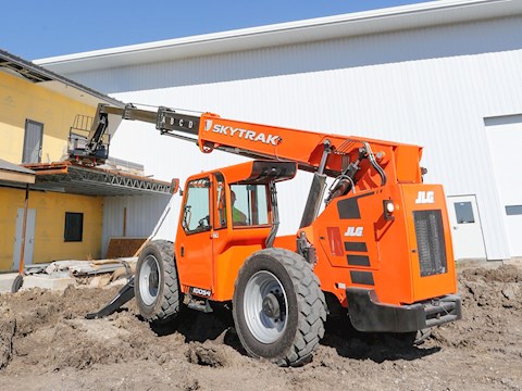  Sky Trak 10054